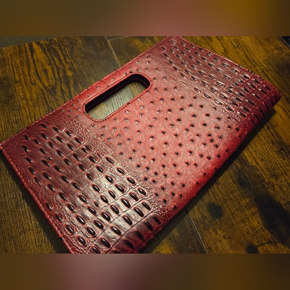 Red Leather | Ostrich Printed Clutch Unbranded 15 × 9